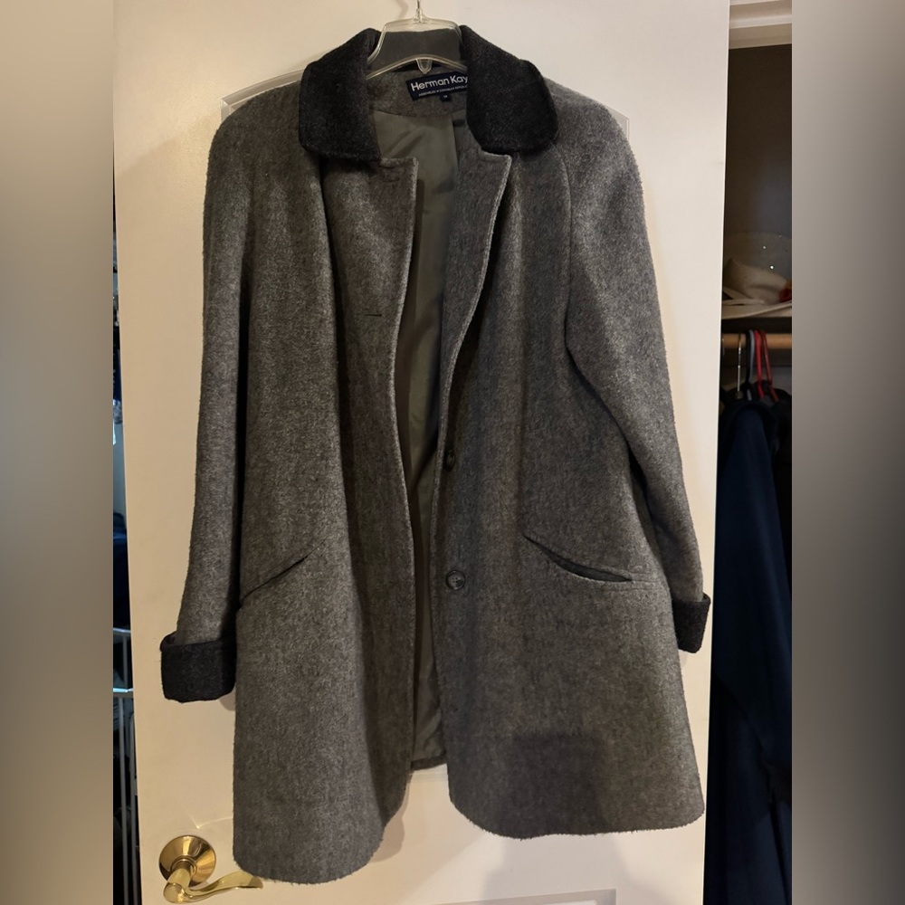 Women’s Herman Kay vintage coat. Size 14. EUC.